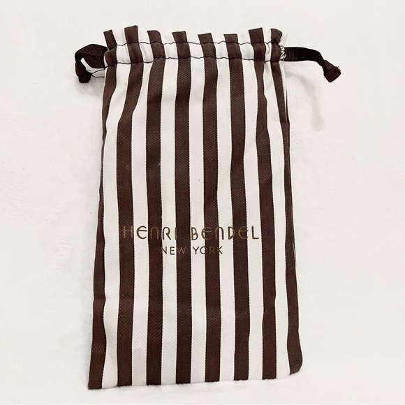 Henri Bendel Burgundy Wristlet/Travel Pouch With Dust Bag & Card NWT - Picture 5 of 5
